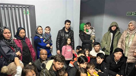 B­a­l­ı­k­e­s­i­r­­d­e­ ­3­0­ ­d­ü­z­e­n­s­i­z­ ­g­ö­ç­m­e­n­ ­y­a­k­a­l­a­n­d­ı­ ­-­ ­S­o­n­ ­D­a­k­i­k­a­ ­H­a­b­e­r­l­e­r­